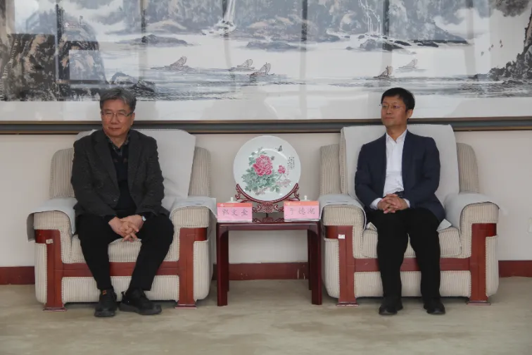 Ang Shandong LANO Nakigtambayayong kang Propesor KWAK,Moon Kyu,Ph.D.ug Representante nga si Liang Tongho gikan sa Dongguk University,South Korea sa Pagpahigayon sa mga Pagbinayloay ug Kooperasyon sa Natad sa Noise Control uban sa Shandong Jianzhu University